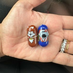 Mighty Beanz 77 Dog Bean and 56 Dog Bot Bean